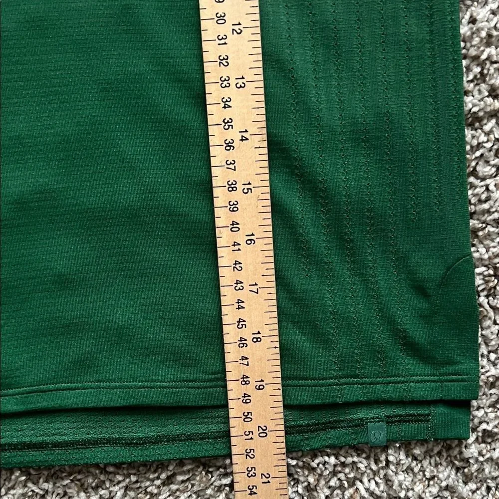 Like New! Lululemon Women's Green Sleeveless Top in Size Unknown